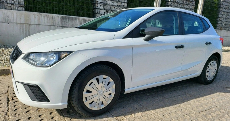 Seat Ibiza cena 39024 przebieg: 93000, rok produkcji 2019 z Bełchatów małe 211